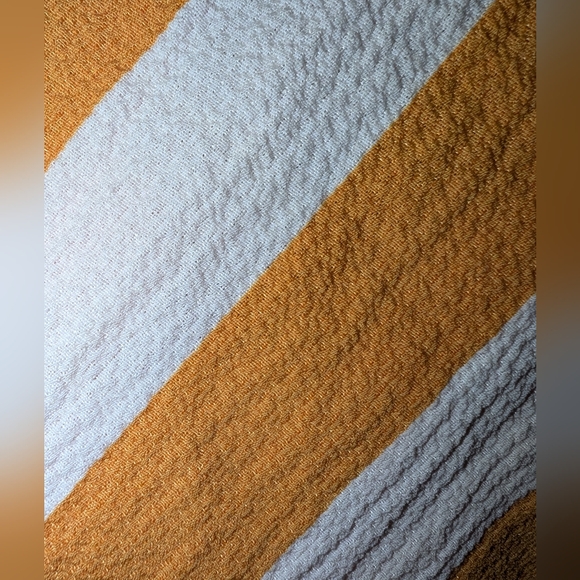 A. Calin By Flying Tomato Off the Shoulder Striped Top Size Large - Picture 4 of 6